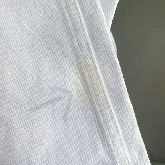 ** AS IS ** Re/Done 90's High Rise Jean in White, size 28 - Picture 8 of 15